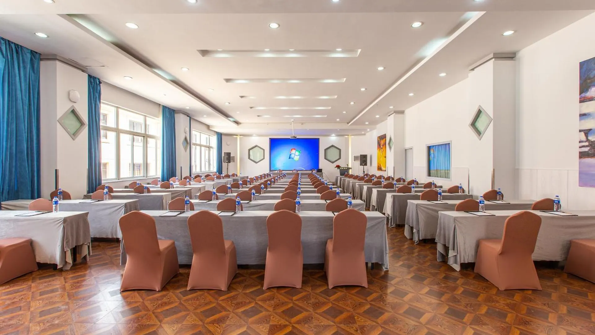 Hotel 苏州华侨饭店